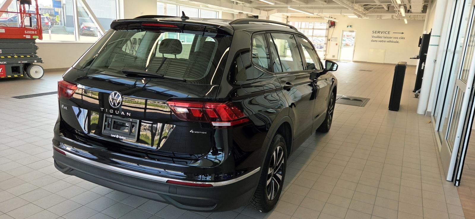 Volkswagen Tiguan 2023 — photo 5