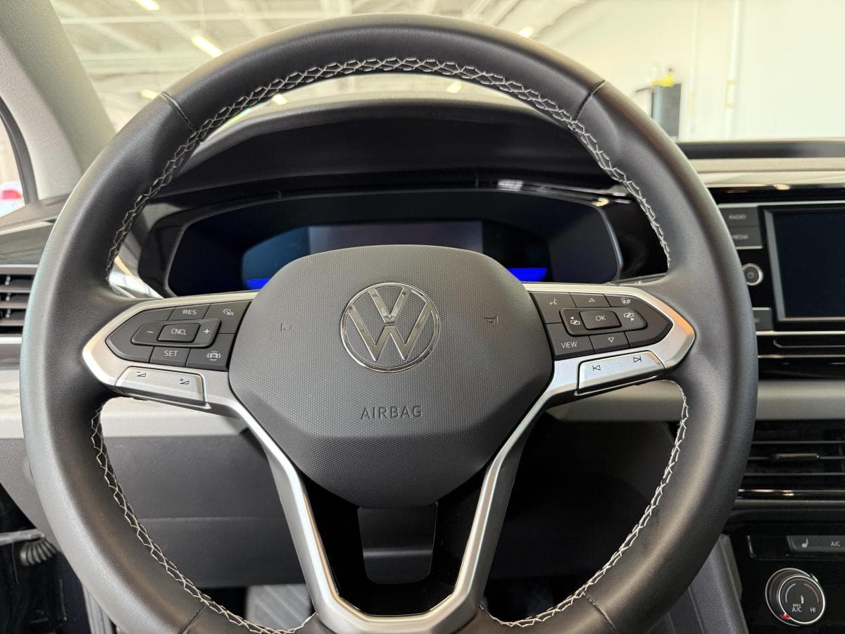 Volkswagen Taos 2023 — photo 13