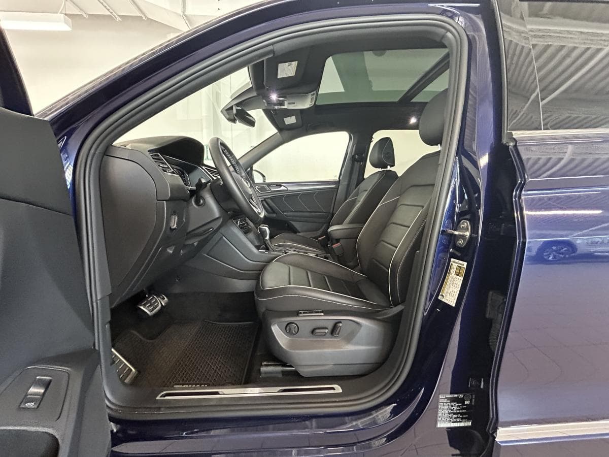 Volkswagen Tiguan 2023 — photo 13