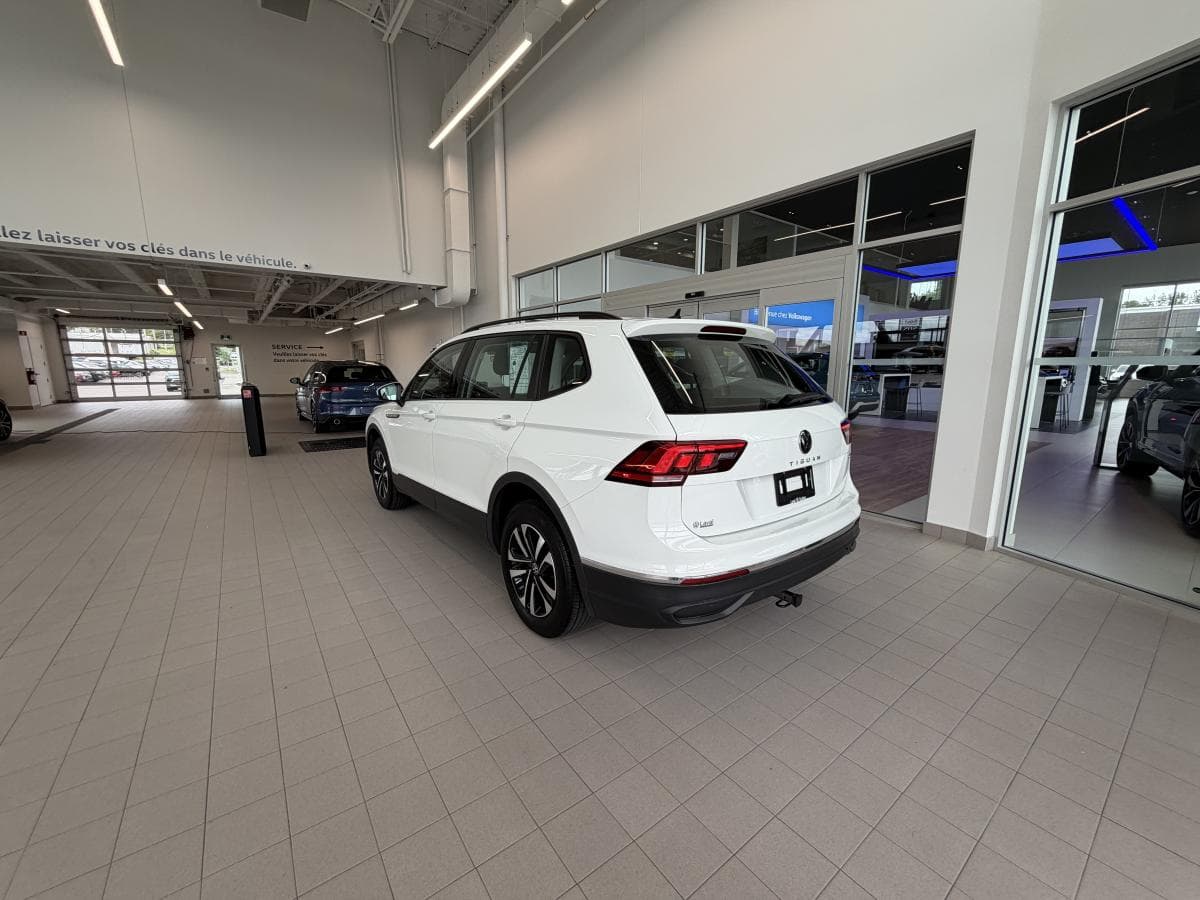 Volkswagen Tiguan 2023 — photo 10