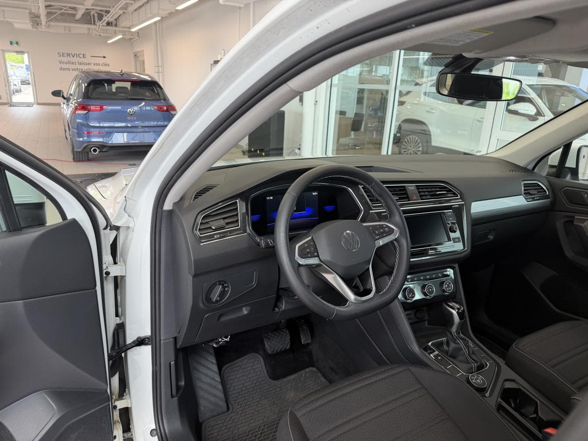 Volkswagen Tiguan 2023 — photo 11