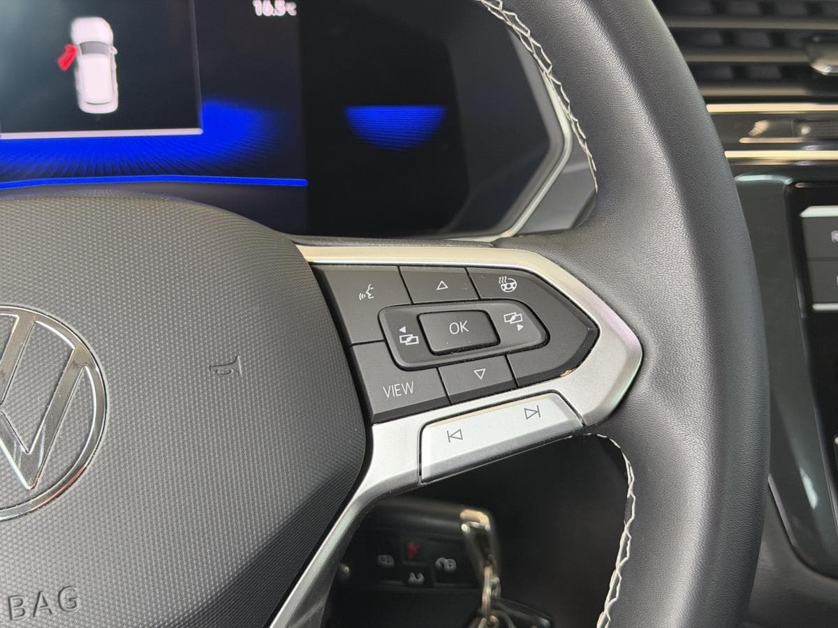 Volkswagen Tiguan 2023 — photo 14