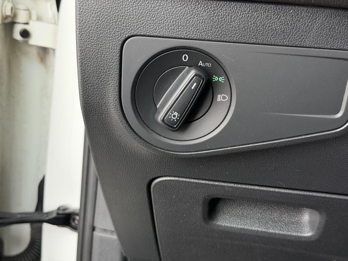 Volkswagen Tiguan 2023 — photo 18