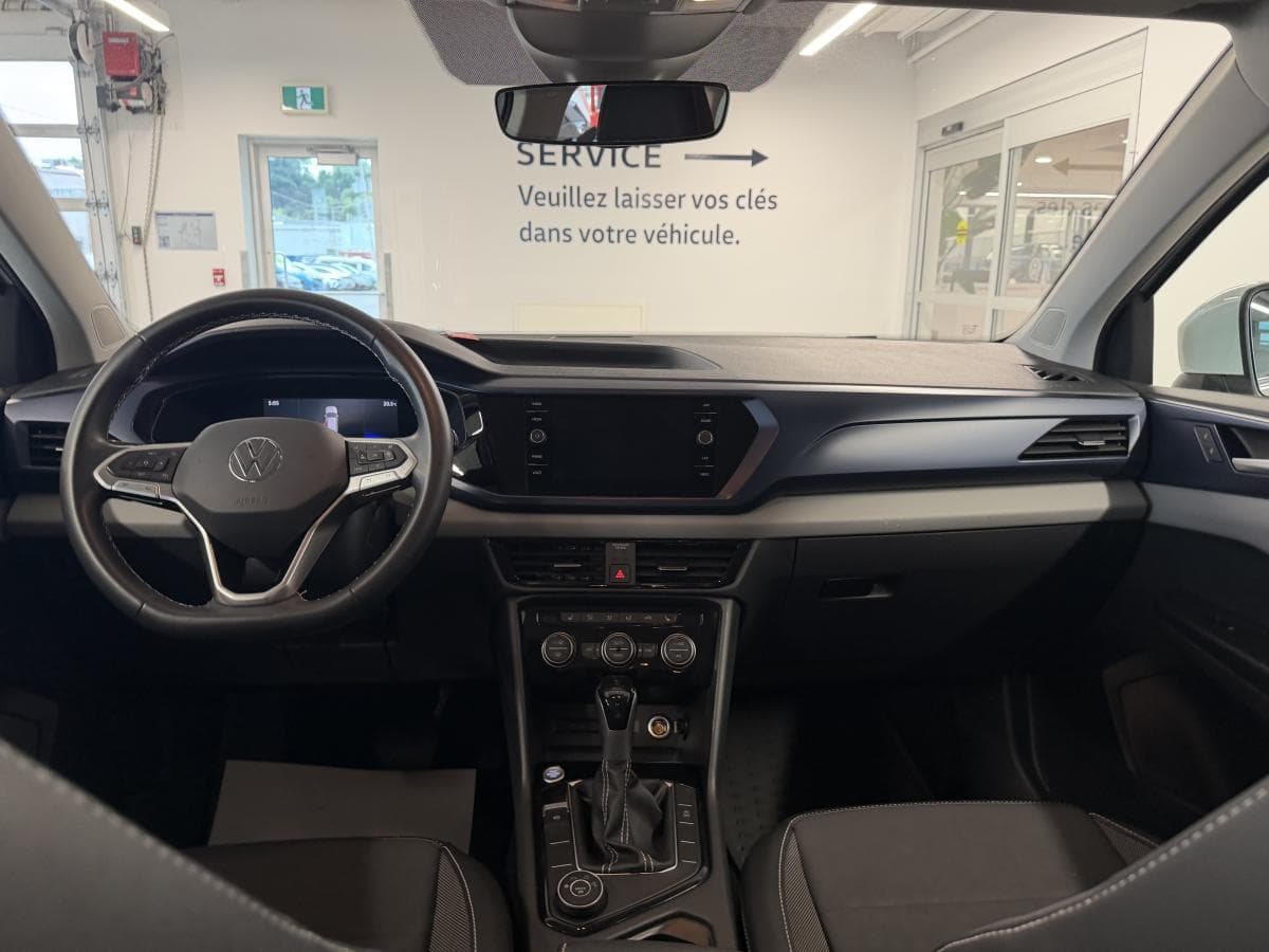 Volkswagen Taos 2023 — photo 17