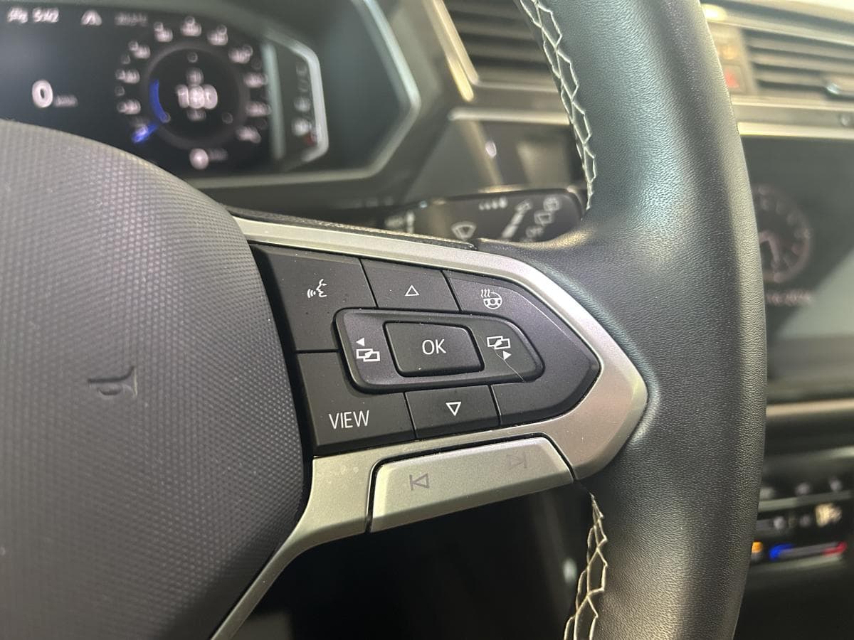 Volkswagen Tiguan 2023 — photo 14