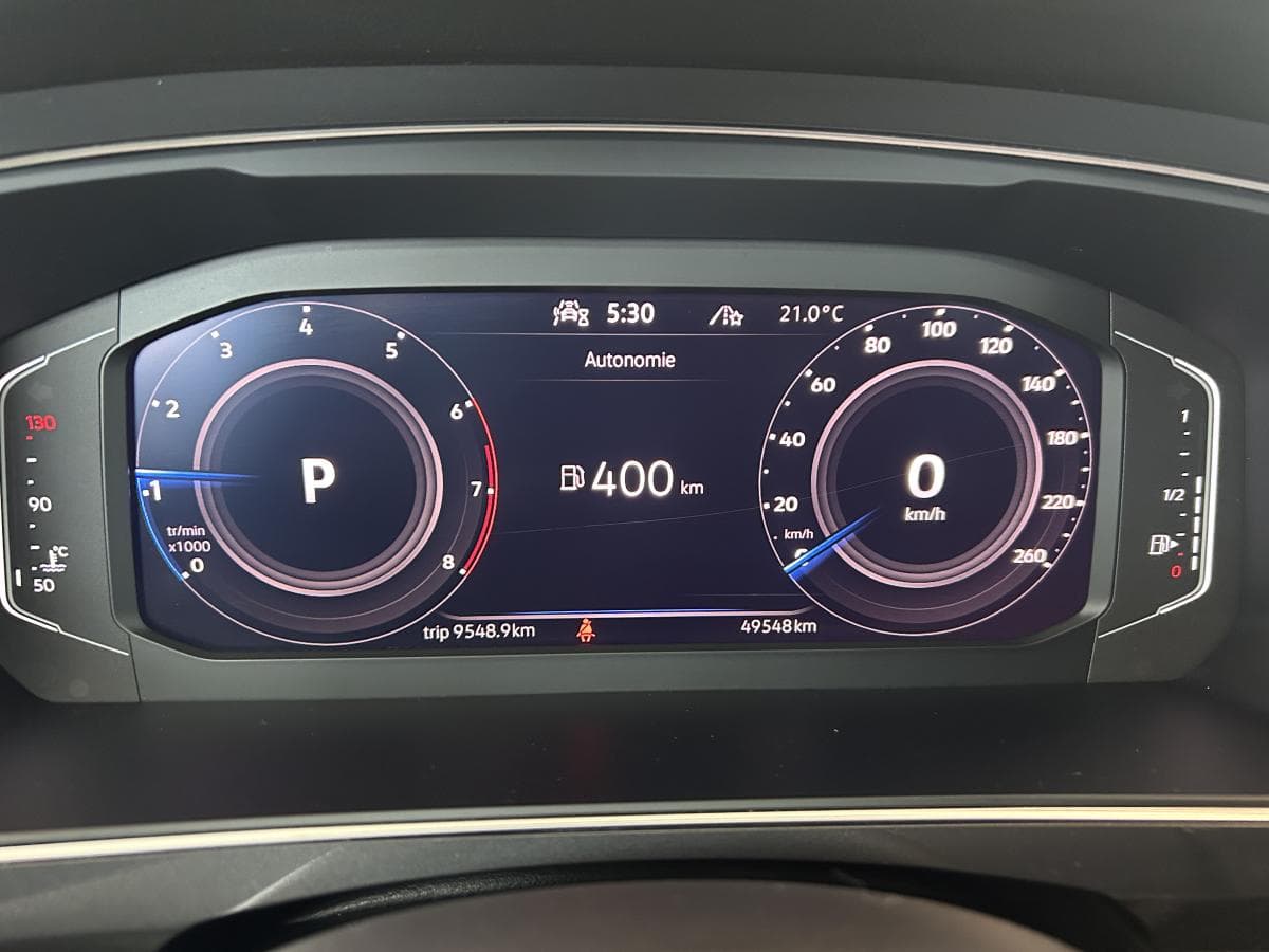 Volkswagen Tiguan 2023 — photo 12
