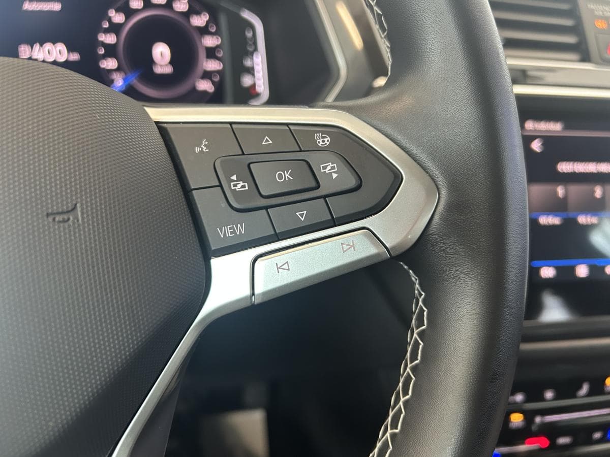 Volkswagen Tiguan 2023 — photo 14