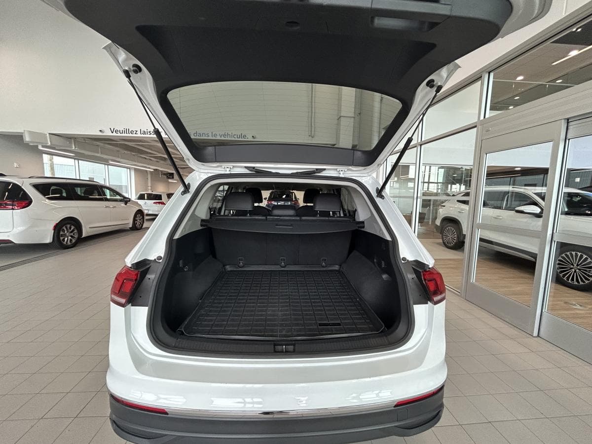 Volkswagen Tiguan 2023 — photo 8
