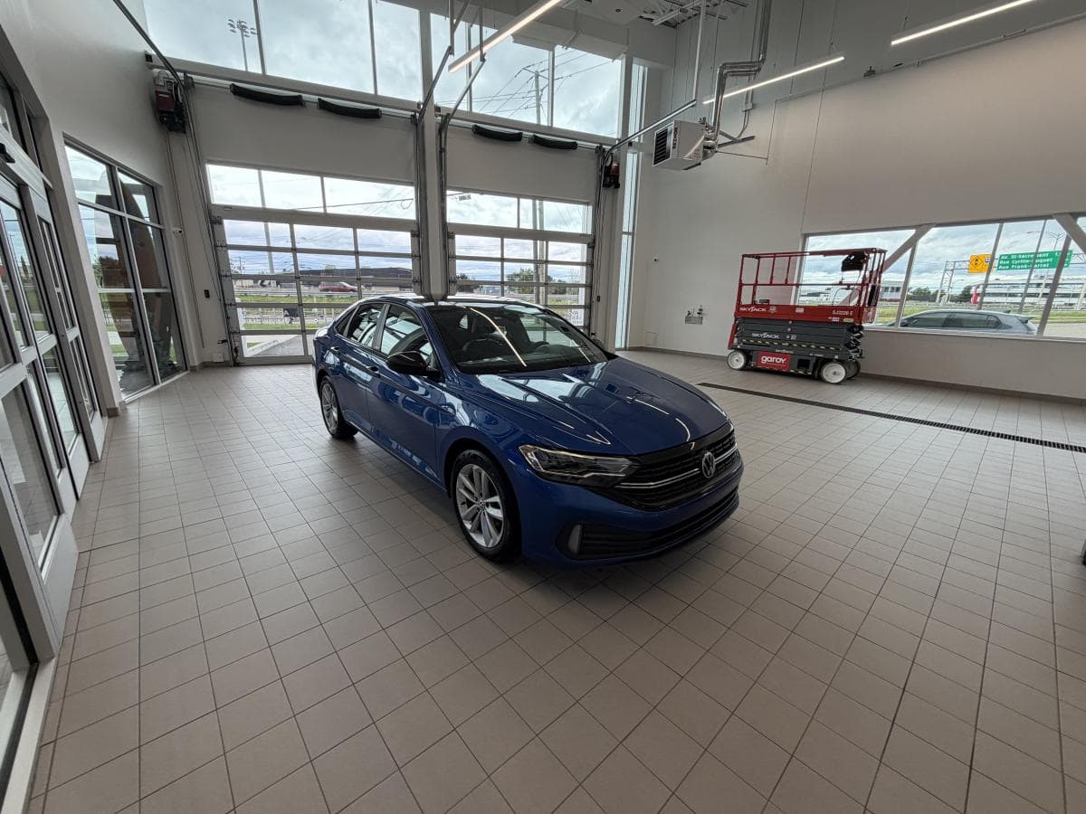 Volkswagen Jetta 2024 — photo 4