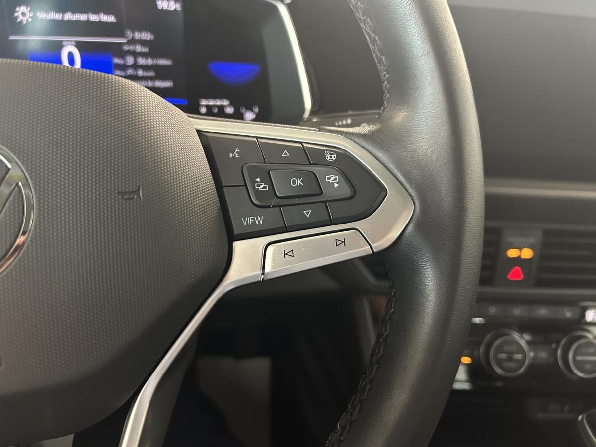 Volkswagen Jetta 2023 — photo 14