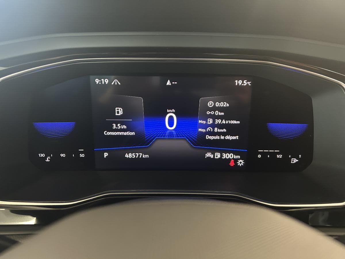 Volkswagen Jetta 2023 — photo 15
