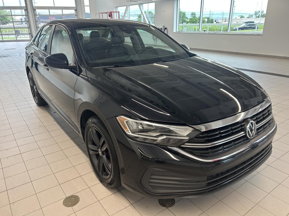 Volkswagen Jetta 2023 — photo 4