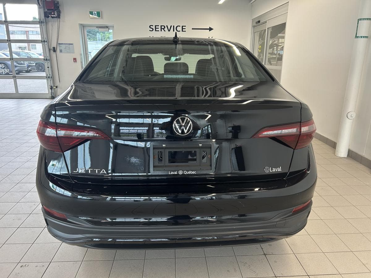 Volkswagen Jetta 2023 — photo 6