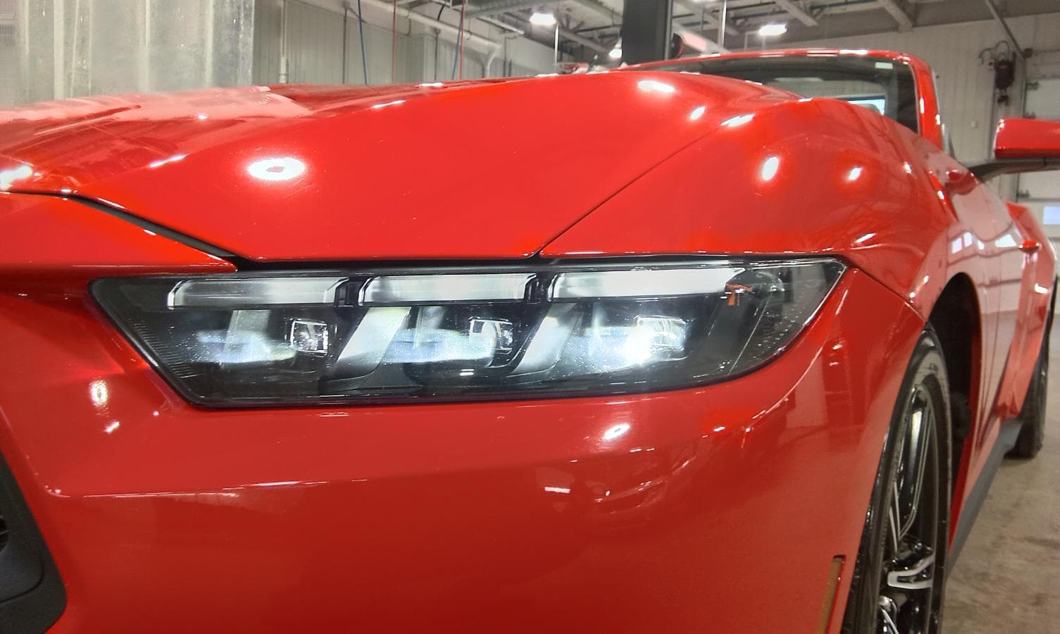 Ford Mustang ECOBOOST CONVERTIBLE *TURBO *BIZONE *CUIR *CAM&Eacute;RA *APPLE CAR PLAY/ANDROID AUTO 2025 — photo 13