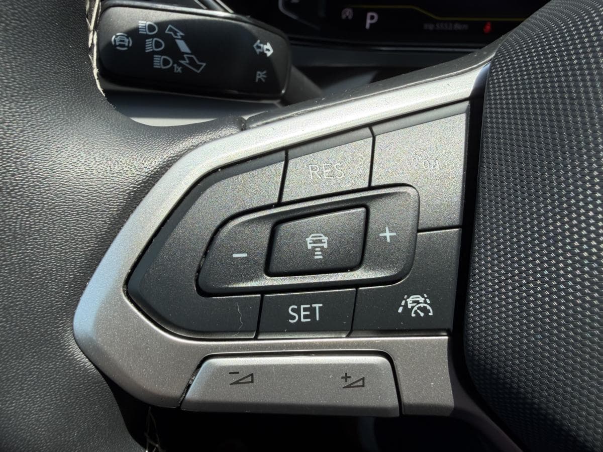 Volkswagen Taos 2024 — photo 17