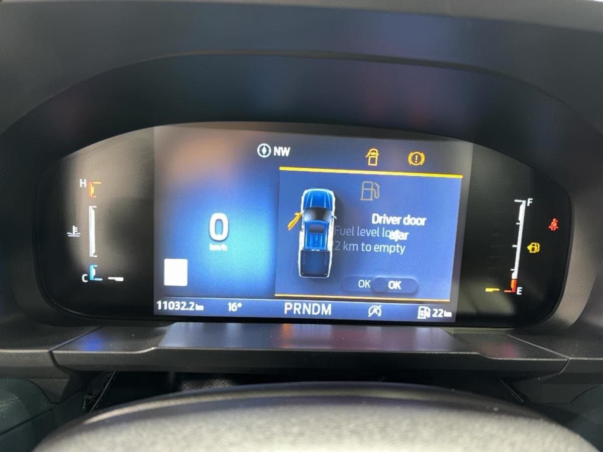 Ford Maverick LOBO HIGH * AWD * TURBO * CAM&Eacute;RA * CARPLAY * SI&Egrave;GES CHAUFF * 2025 — photo 16