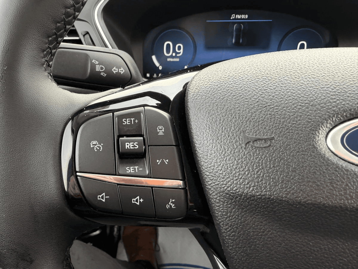 Ford Escape Platinum TI 2025 — photo 13