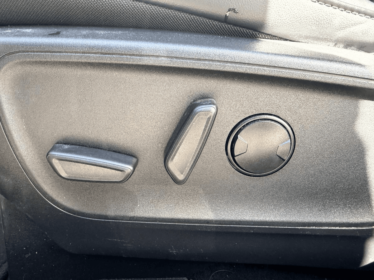 Ford Escape Plug-in Hybrid PHEV 2025 — photo 15