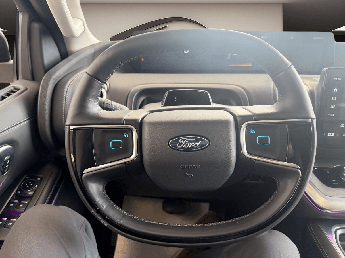 Ford Expedition Platinum Max 4x4 2025 — photo 13