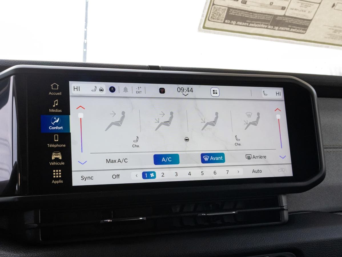Jeep Wrangler 2026 — photo 13