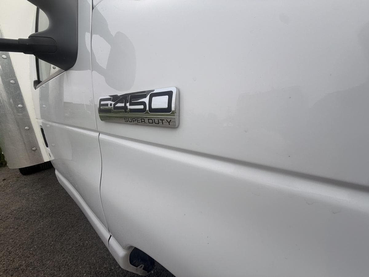 Ford E-series 2021 — photo 11