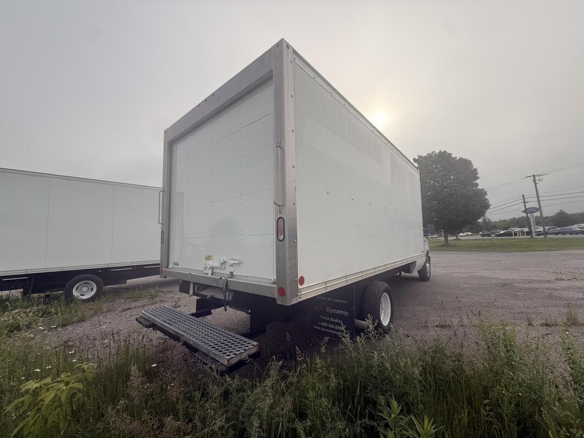 Ford E-series 2021 — photo 6
