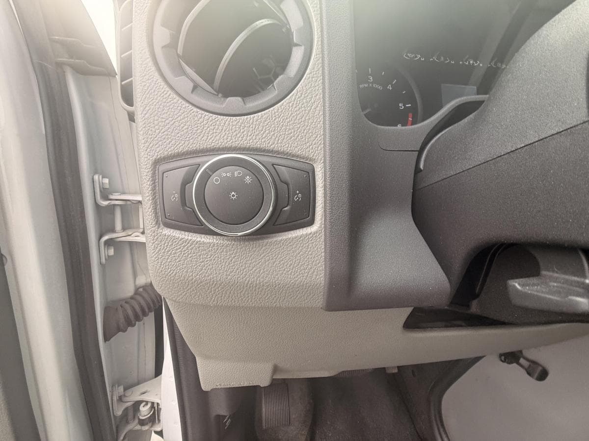Ford E-series 2022 — photo 18