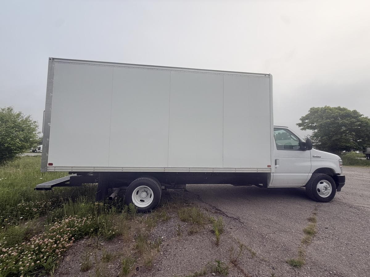 Ford E-series 2022 — photo 9