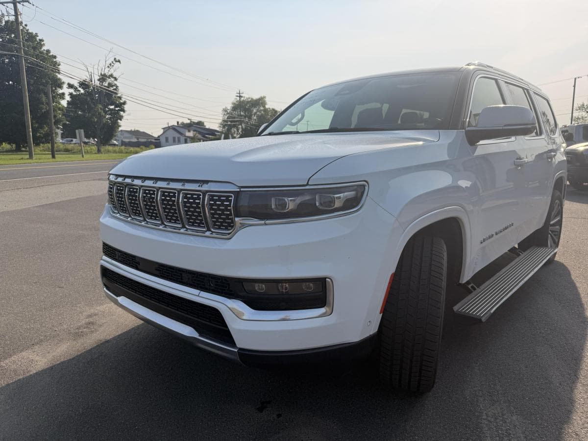 Jeep Grand Wagoneer 2022 — photo 4