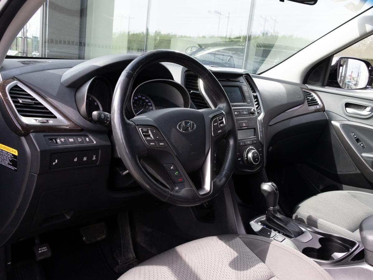 Hyundai Santa Fe 2017 — photo 13