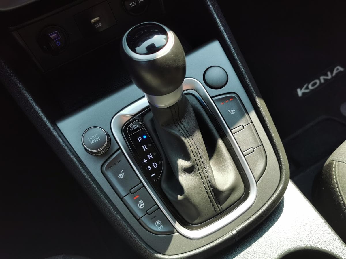 Hyundai Kona 2022 — photo 11