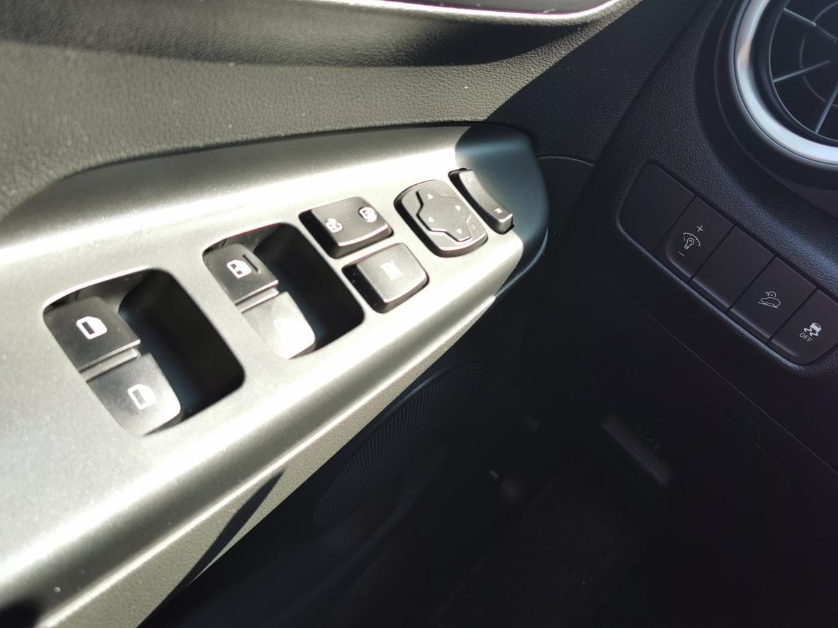 Hyundai Kona 2022 — photo 7