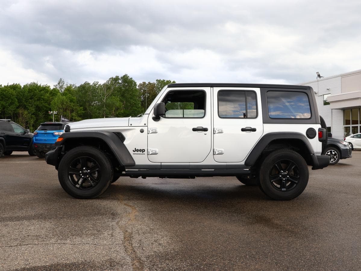 Jeep Wrangler 2023 — photo 6