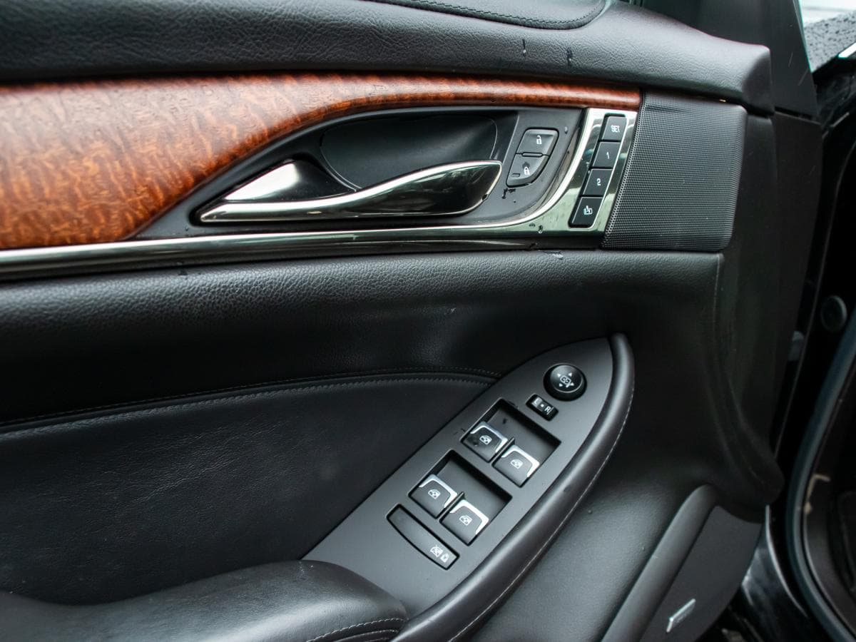 Cadillac CTS 2018 — photo 11