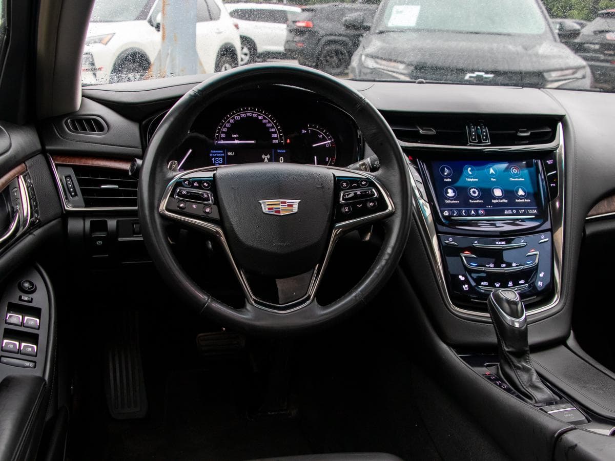 Cadillac CTS 2018 — photo 15