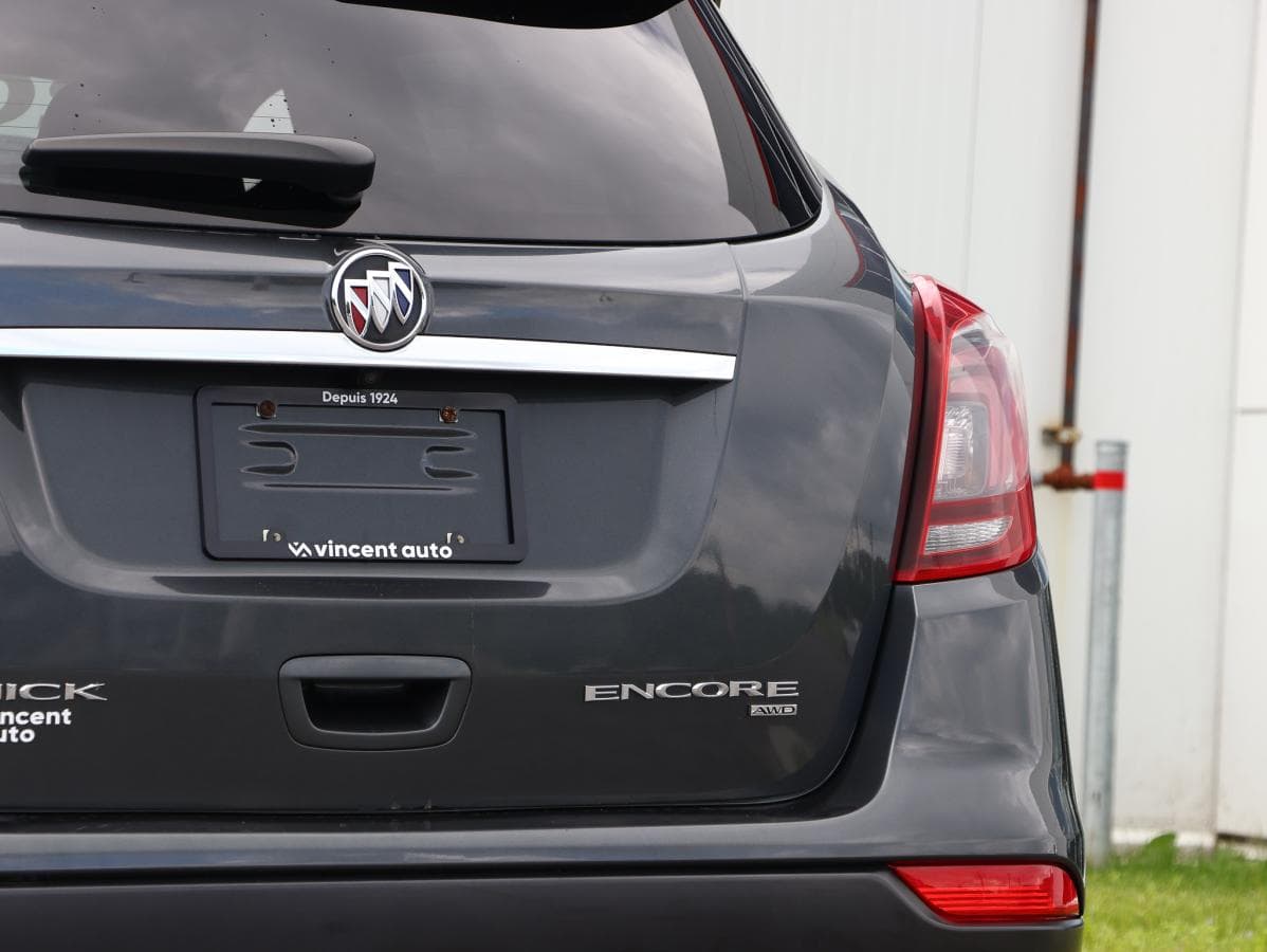 Buick Encore 2017 — photo 9