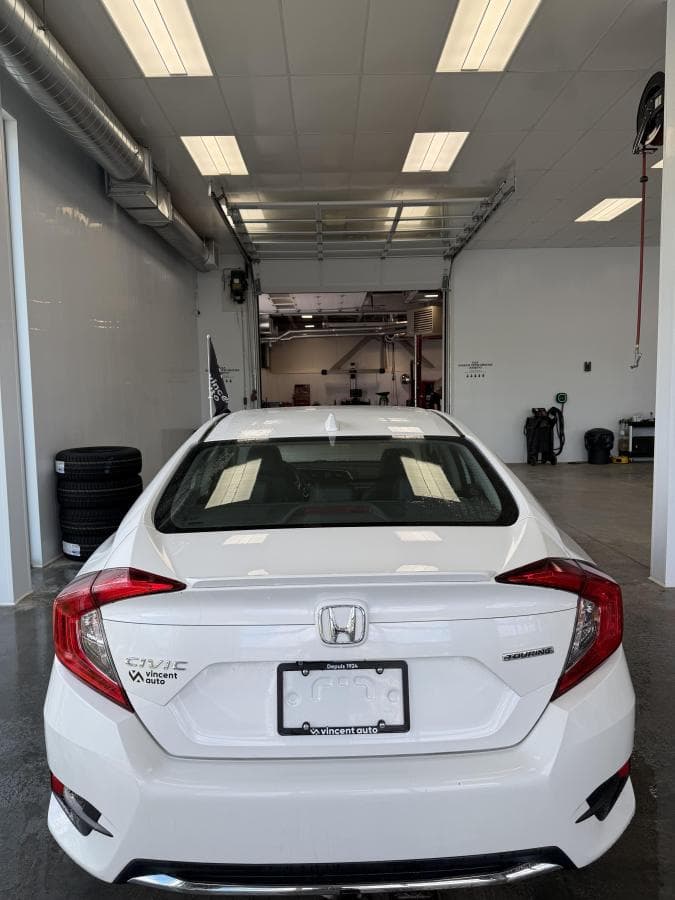 Honda Civic 2019 — photo 4