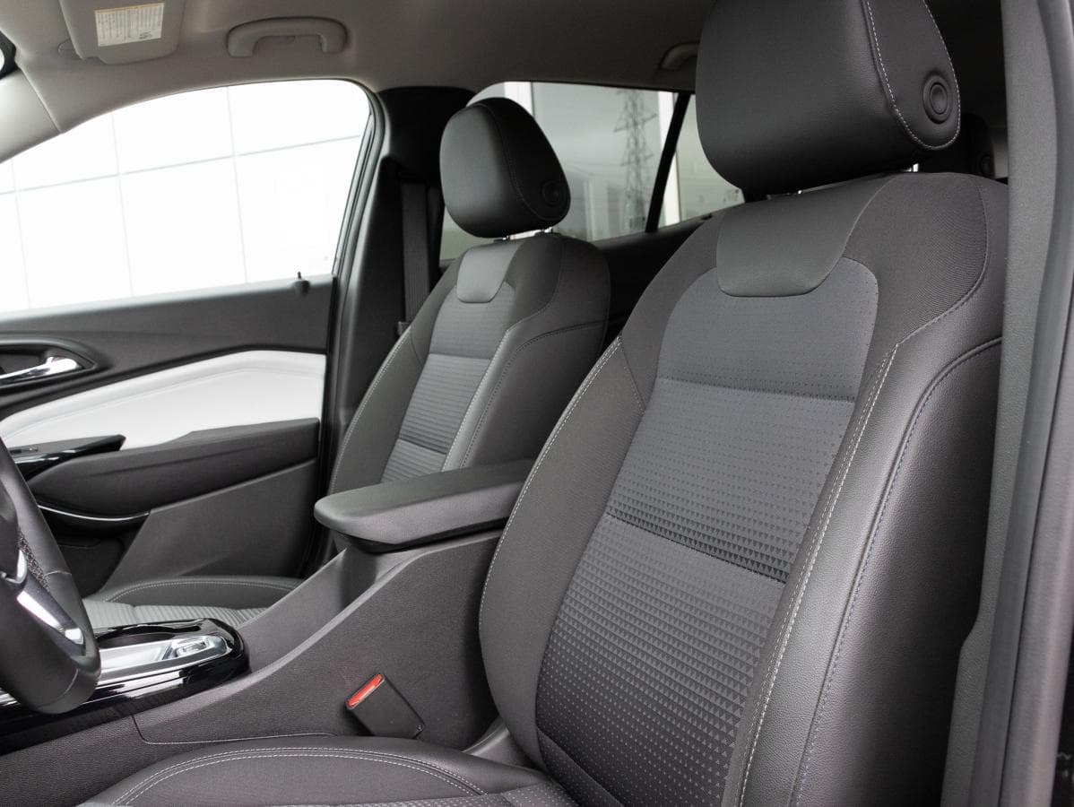 Chevrolet Trax 2024 — photo 11