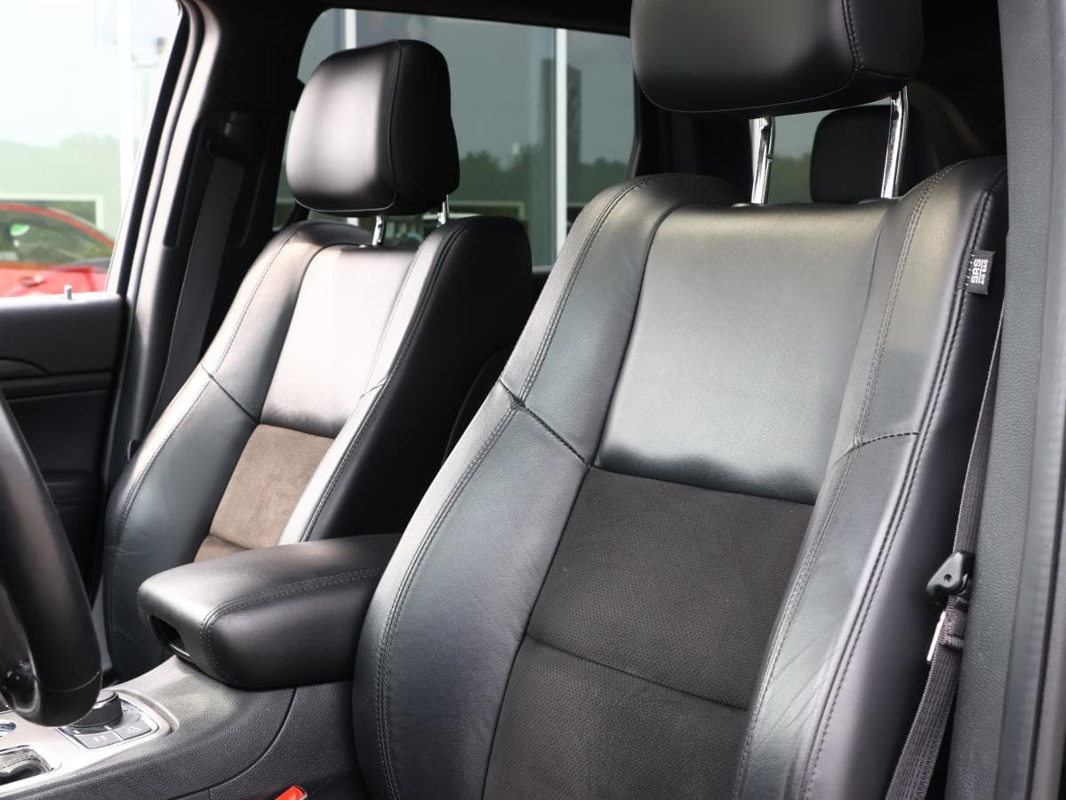 Jeep Cherokee 2022 — photo 11