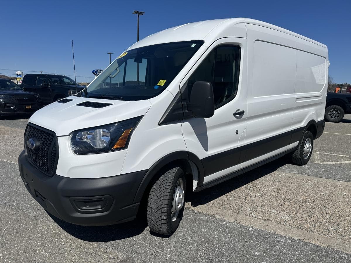 Ford Transit Cargo Van 2022 — photo 10