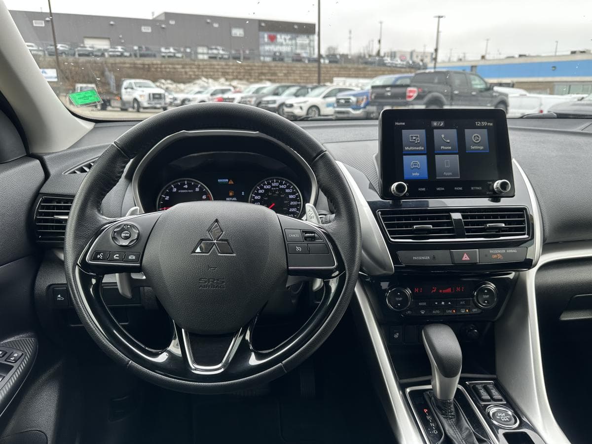 Mitsubishi Eclipse Cross 2024 — photo 11