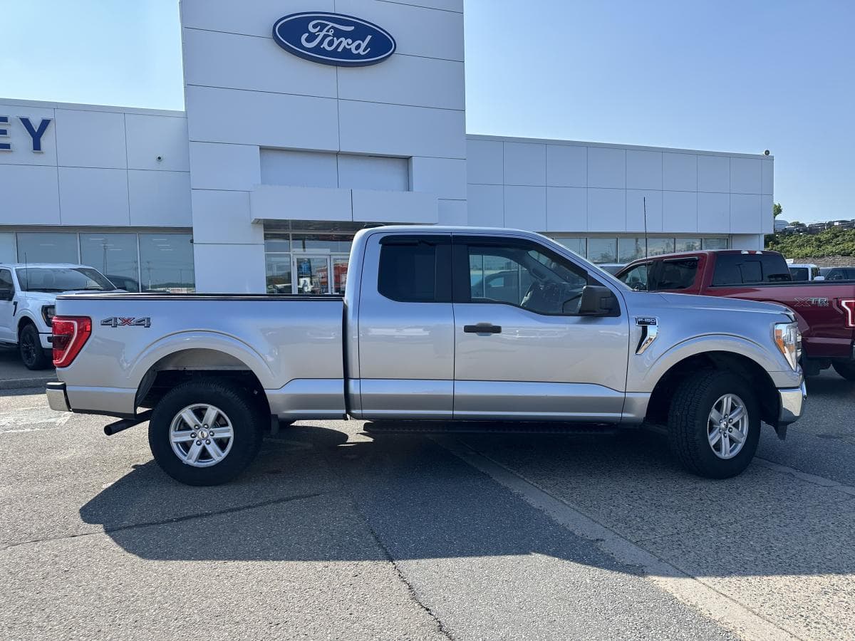 Ford F-150 2022 — photo 2