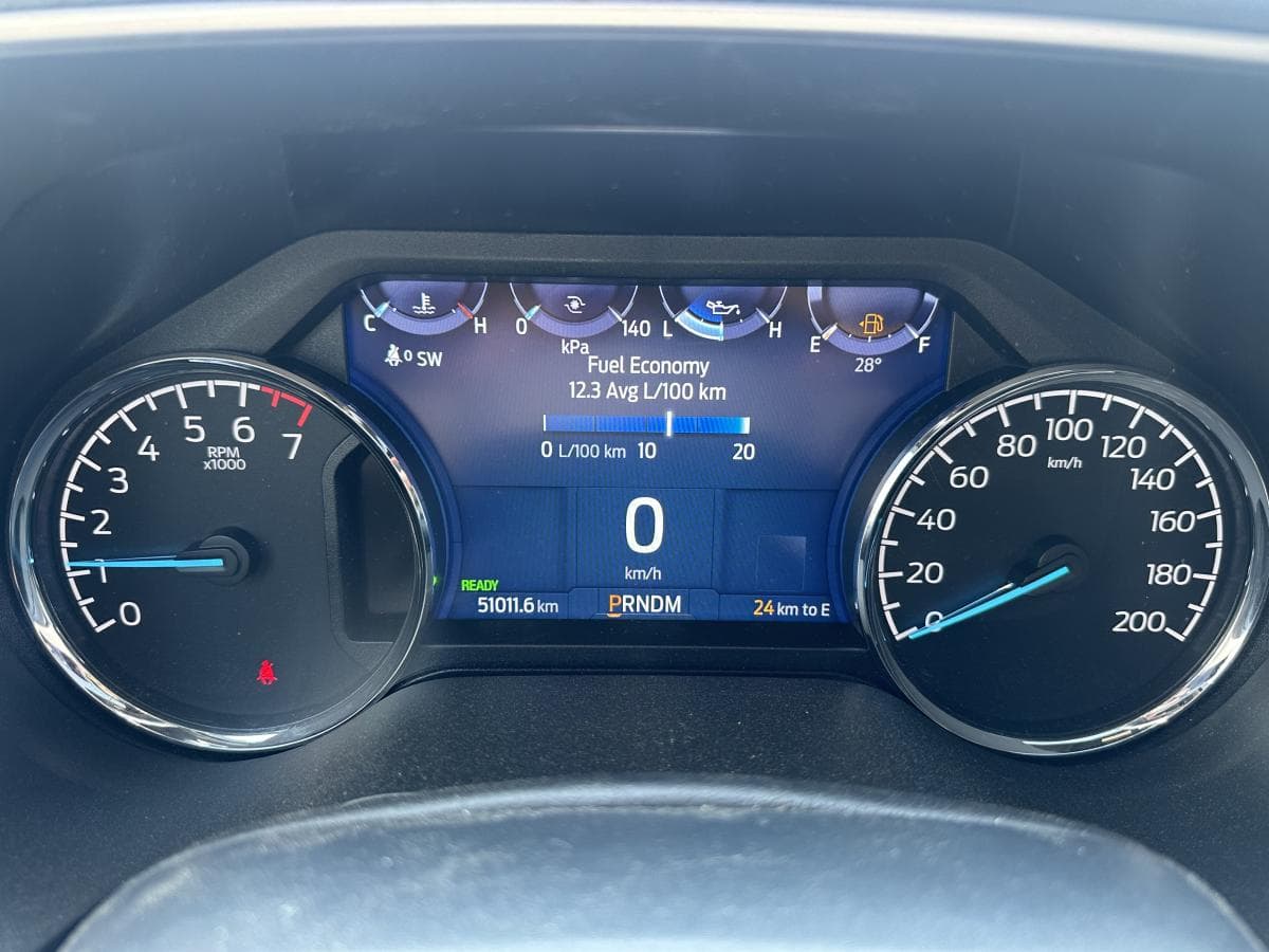 Ford F-150 Hybrid 2022 — photo 14