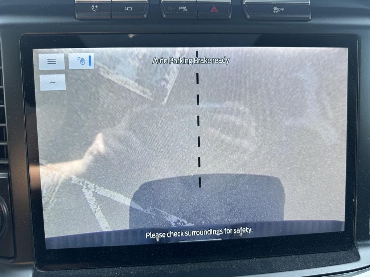 Ford F-150 Hybrid 2022 — photo 18