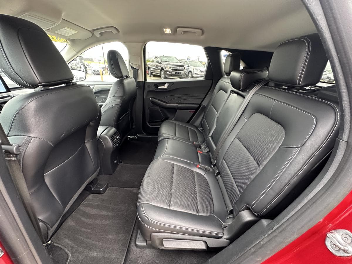 Ford Escape 2021 — photo 18