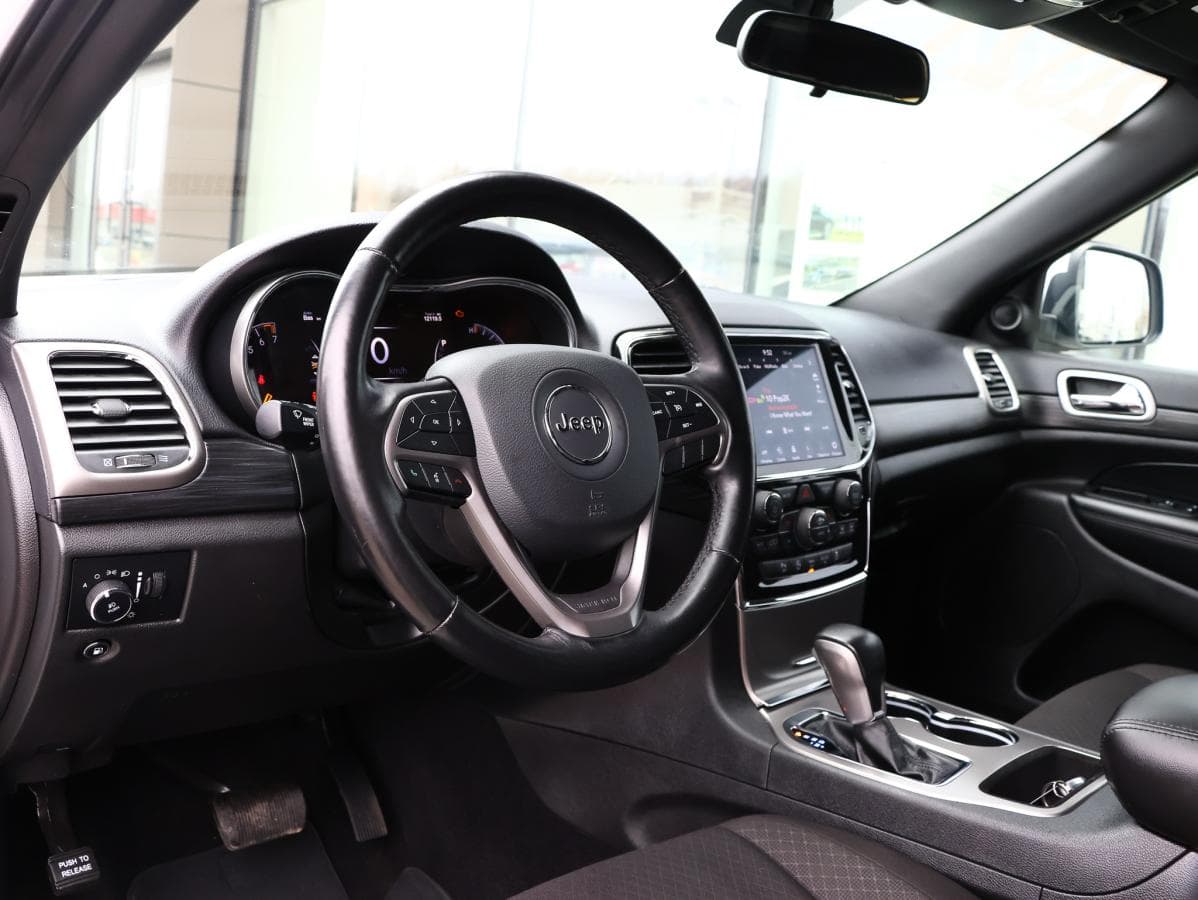 Jeep Grand Cherokee 2021 — photo 13
