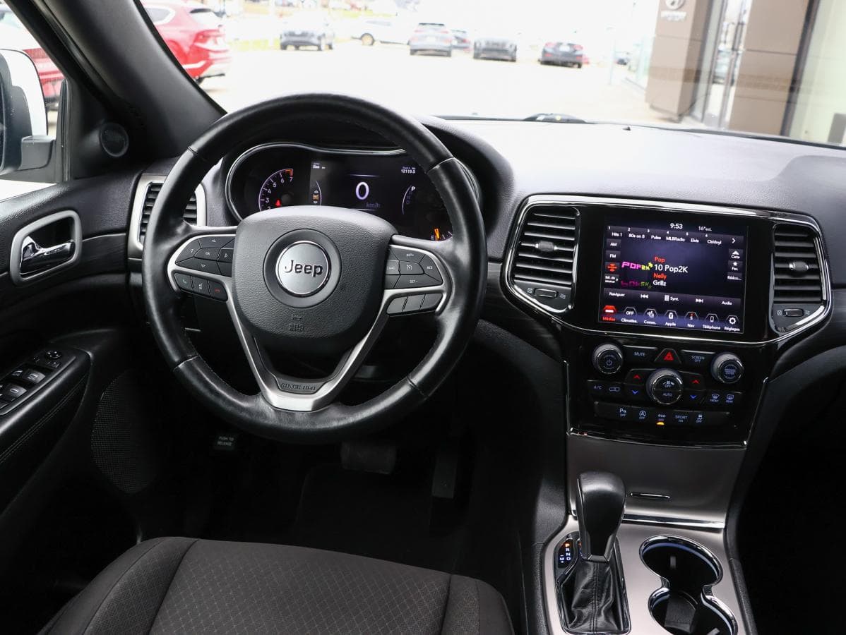 Jeep Grand Cherokee 2021 — photo 15