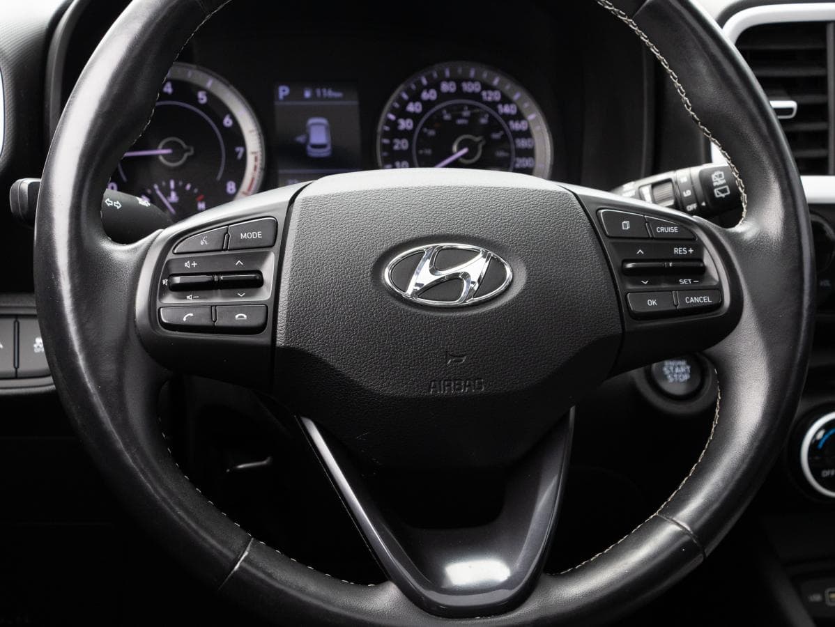 Hyundai Venue 2022 — photo 14