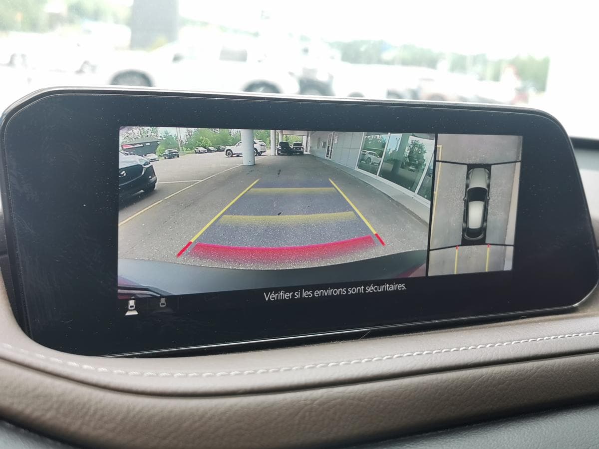 Mazda CX-30 2023 — photo 17