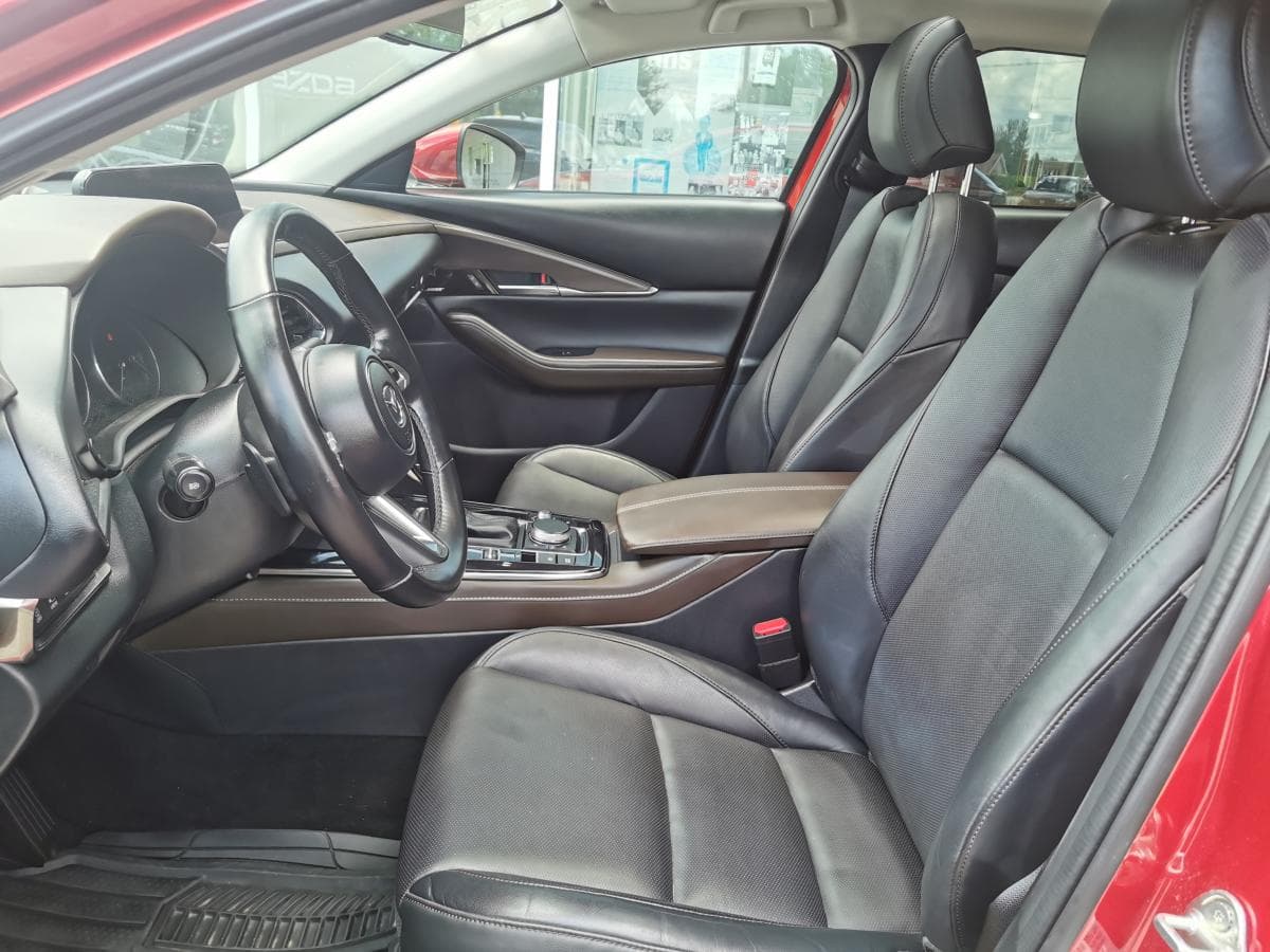 Mazda CX-30 2023 — photo 8